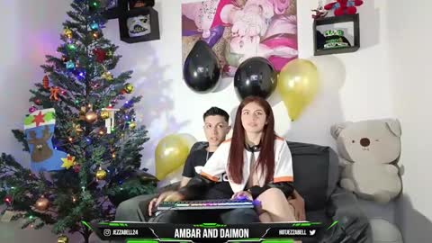 Snapshot of ambar_and_daimon_ chatting on 2, 1, 2025 AMBAR AND DAIMON online show from 2, 1, 2025