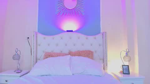 Snapshot of ambar_colling chatting on 21, 10, 2025 Ambar Colling online show from 21, 10, 2025