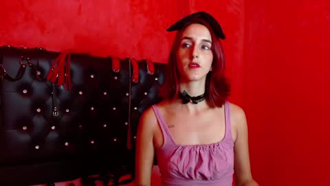 ambar_roux1 online show from 5, 2, 2025