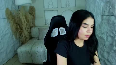 Snapshot of ambarina_r chatting on 15, 10, 2025 Ambarina online show from 15, 10, 2025