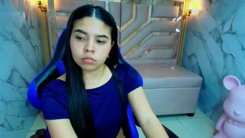 Snapshot of ambarina_r chatting on 24, 10, 2025 Ambarina online show from 24, 10, 2025