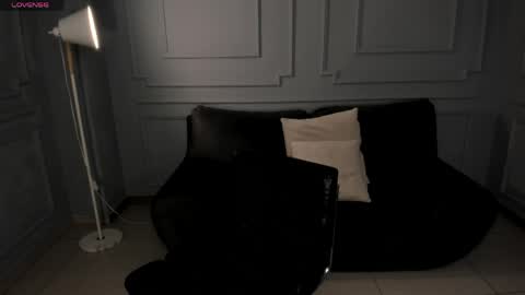 Ambar  online show from 30, 3, 2026