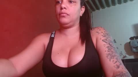 Snapshot of ambarmilf09 chatting on 17, 11, 2025 ambarmilf09 online show from 17, 11, 2025