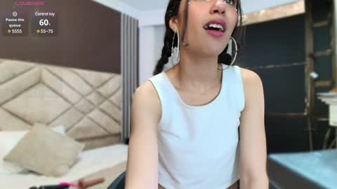 Ambar Ross online show from 15, 12, 2024