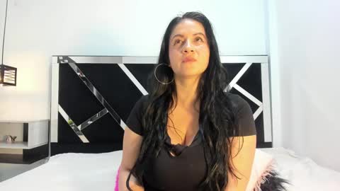   online show from 28, 1, 2025
