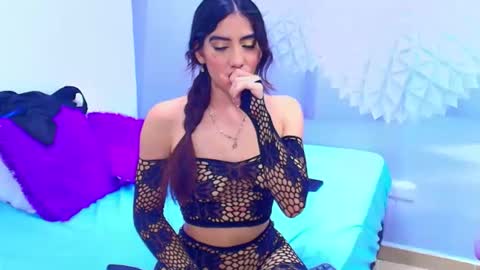 Snapshot of ambel_rose chatting on 20, 5, 2026 ambel_rose online show from 20, 5, 2026