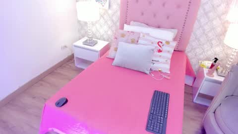 amber  ferrera online show from 18, 2, 2026