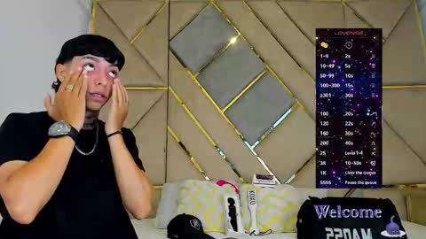 Amber  online show from 2, 11, 2025