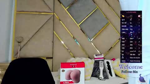 Amber  online show from 9, 11, 2025