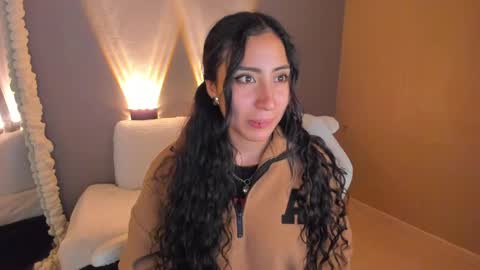 amber_curly online show from 17, 2, 2025