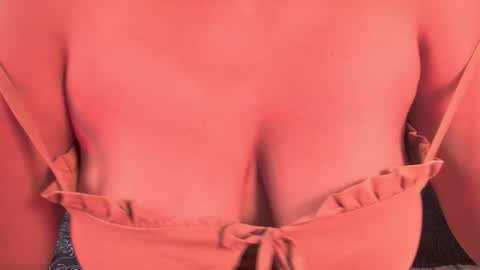 Snapshot of amber_demons chatting on 19, 11, 2025 Amber Demons online show from 19, 11, 2025