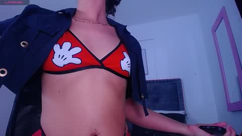 Snapshot of amber_hot22 chatting on 22, 1, 2025 ambar online show from 22, 1, 2025