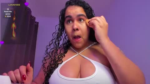 Snapshot of amber_smith20 chatting on 14, 9, 2025 find me here --- online show from 14, 9, 2025