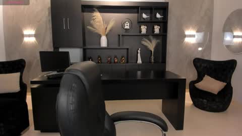  Amber   online show from 4, 10, 2025