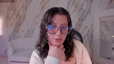 Snapshot of amberfarrell chatting on 8, 7, 2026 Amber online show from 8, 7, 2026