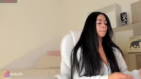 Amber online show from 6, 11, 2025