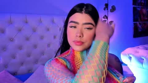 Snapshot of amberr_rousse chatting on 29, 9, 2025 MISS AMBERR online show from 29, 9, 2025