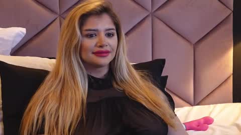 Amberseyes online show from 13, 2, 2025