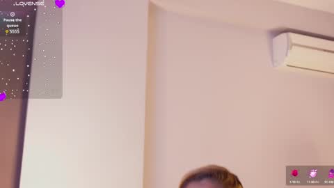 Amberseyes online show from 1, 3, 2025