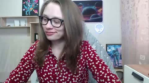 Snapshot of ambersimard chatting on 11, 4, 2026 Amber online show from 11, 4, 2026