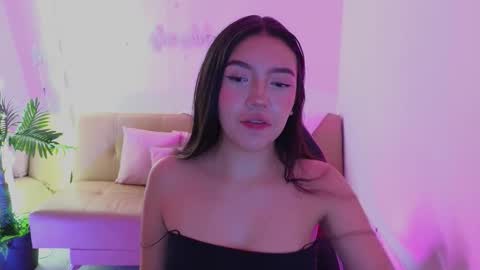 Snapshot of ameelia_tay chatting on 5, 12, 2025 AMELIA online show from 5, 12, 2025