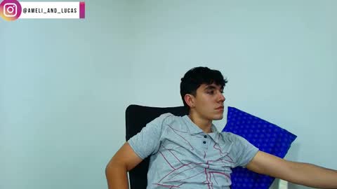 Snapshot of ameli_and_lucas chatting on 13, 12, 2024 Amelia  Lucas online show from 13, 12, 2024
