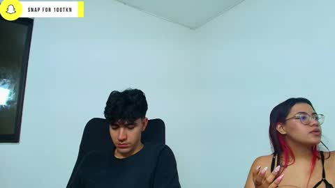 Snapshot of ameli_and_lucas chatting on 28, 12, 2024 Amelia  Lucas online show from 28, 12, 2024