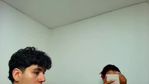 Snapshot of ameli_and_lucas chatting on 11, 1, 2025 Amelia  Lucas online show from 11, 1, 2025