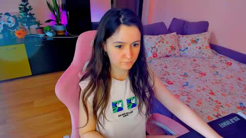 Snapshot of ameli_moon chatting on 2, 5, 2026 Eileen online show from 2, 5, 2026