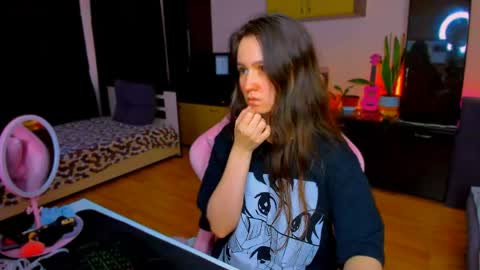 Snapshot of ameli_moon chatting on 27, 5, 2026 Eileen online show from 27, 5, 2026