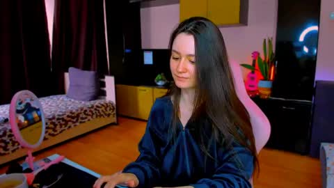 Snapshot of ameli_moon chatting on 30, 5, 2026 Eileen online show from 30, 5, 2026