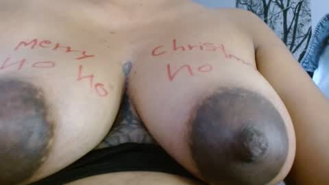 Snapshot of amelia_2023 chatting on 23, 12, 2024 amelia  online show from 23, 12, 2024