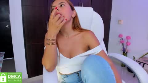 Snapshot of amelia_chillvibes chatting on 7, 1, 2025 AMELIA online show from 7, 1, 2025