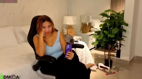 Snapshot of amelia_chillvibes chatting on 5, 10, 2025 AMELIA online show from 5, 10, 2025