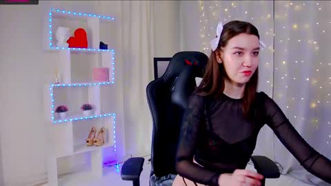 Anna online show from 11, 3, 2025