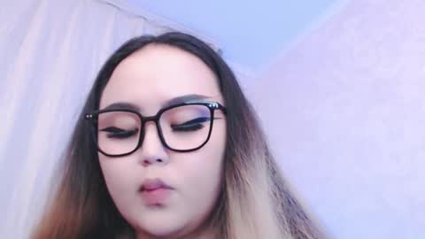 Snapshot of amelia_sunlight chatting on 4, 6, 2026 Amelia online show from 4, 6, 2026