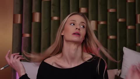 Amelia online show from 1, 2, 2025