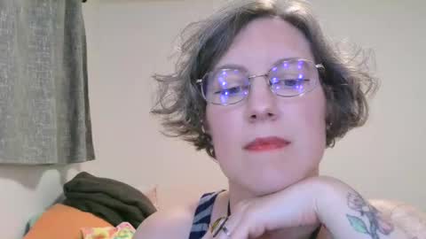 Ameliaishka online show from 17, 5, 2026