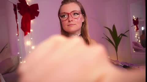 Snapshot of ameliasweety69 chatting on 20, 12, 2024 Amelia online show from 20, 12, 2024