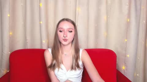 Snapshot of ameliawise chatting on 3, 1, 2025 ameliawise online show from 3, 1, 2025
