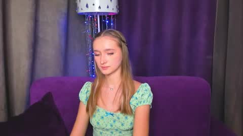 Snapshot of ameliawise chatting on 6, 1, 2025 ameliawise online show from 6, 1, 2025