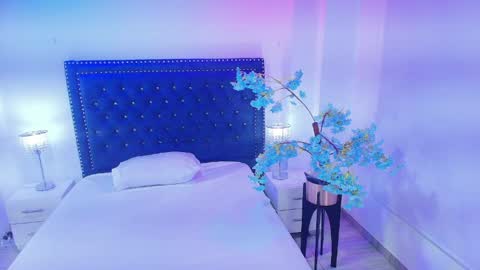 Snapshot of amelie_adamsx chatting on 26, 4, 2026 Amelie online show from 26, 4, 2026