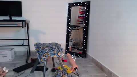 Snapshot of amelie_hills chatting on 28, 1, 2025 AMELIE online show from 28, 1, 2025