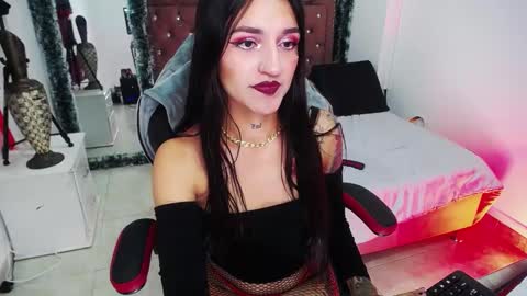 AMELIEROUS .. see you tomorrow  kisses online show from 2, 1, 2025