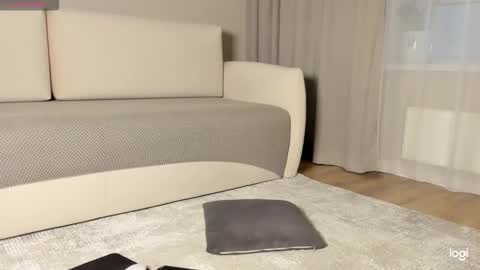 Amelina Love online show from 17, 10, 2025