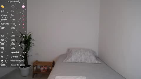 Snapshot of amelycaro chatting on 12, 2, 2025 Amely  online show from 12, 2, 2025