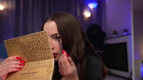 Amy  online show from 25, 3, 2026