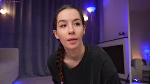 Amy  online show from 31, 3, 2026