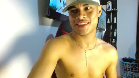 Snapshot of america_27 chatting on 11, 4, 2026 AMILCAR online show from 11, 4, 2026