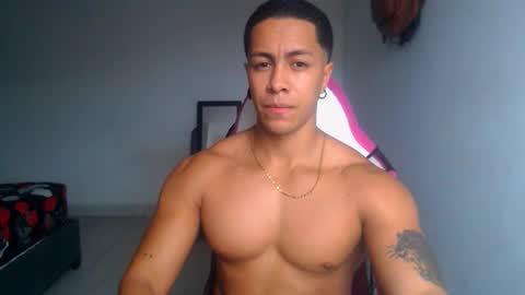 Snapshot of american_challenges chatting on 13, 12, 2025 miguel online show from 13, 12, 2025